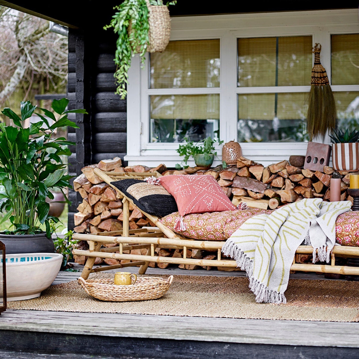 Sole Daybed – Naturlig Avkoppling i Bambu