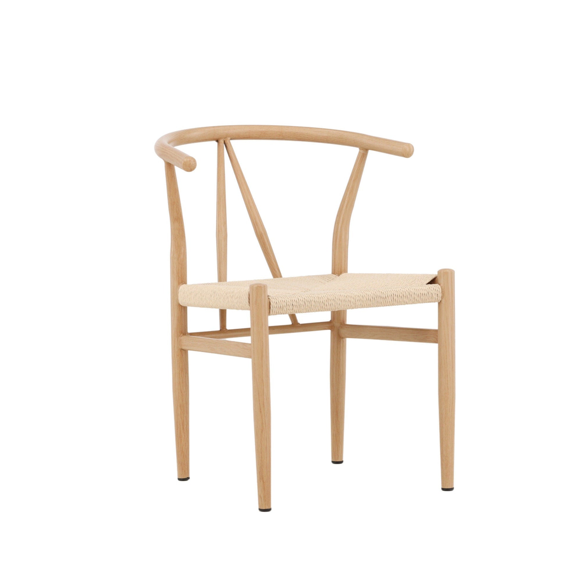 Vi presenterar Venture Home Alfons Dining Chair i naturligt trä med en beige repsits, som visar upp minimalistisk design. Dess böjda ryggstöd och rena linjer ger elegans, vilket gör den idealisk för alla moderna utrymmen.